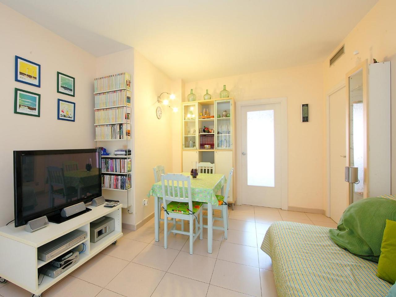 Tramuntana By Interhome Appartement Lloret de Mar